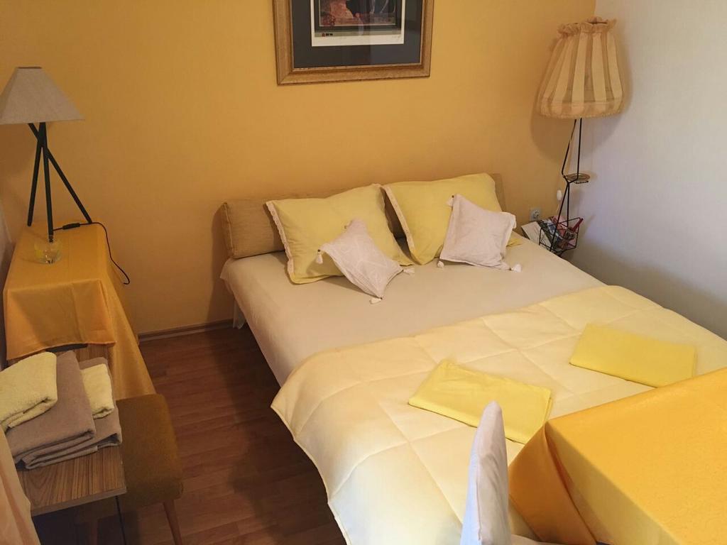 Apartments Palm House روفينج المظهر الخارجي الصورة