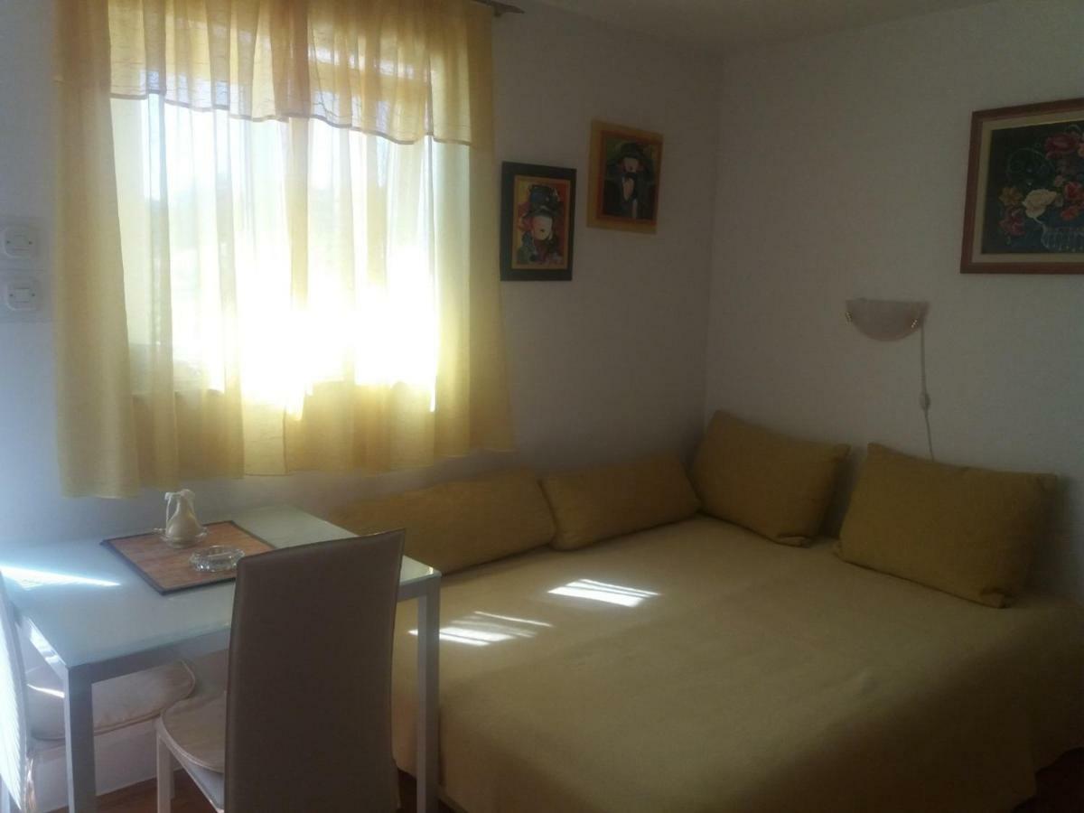 Apartments Palm House روفينج المظهر الخارجي الصورة