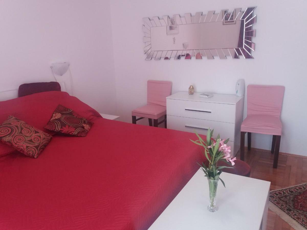 Apartments Palm House روفينج المظهر الخارجي الصورة